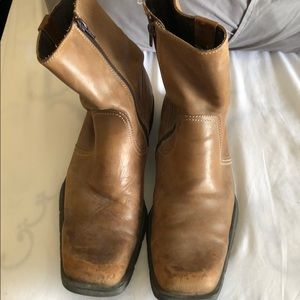 Pre loved Steve Madden boots